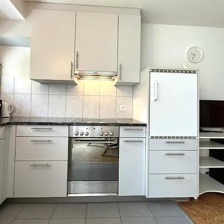 Fortuna 118 アパート ロイカーバード